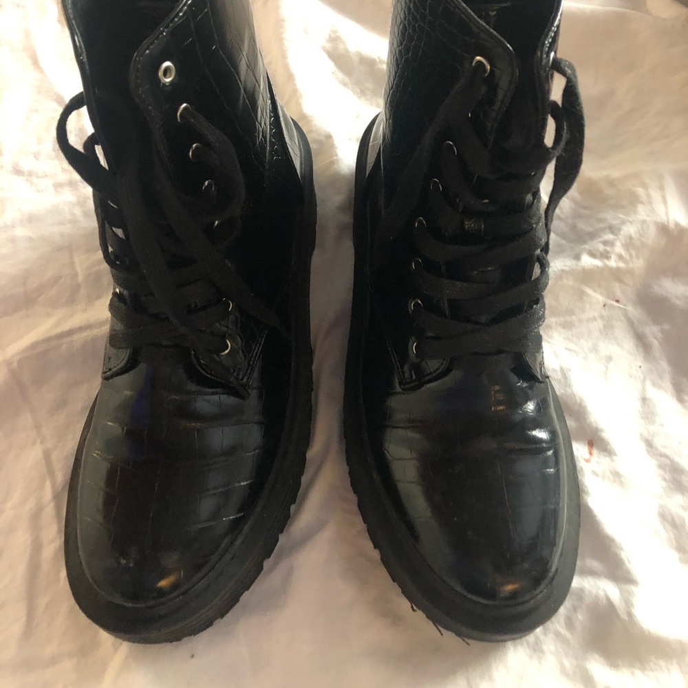 NASTY GAL CHUNKY BLACK COMBAT BOOTS